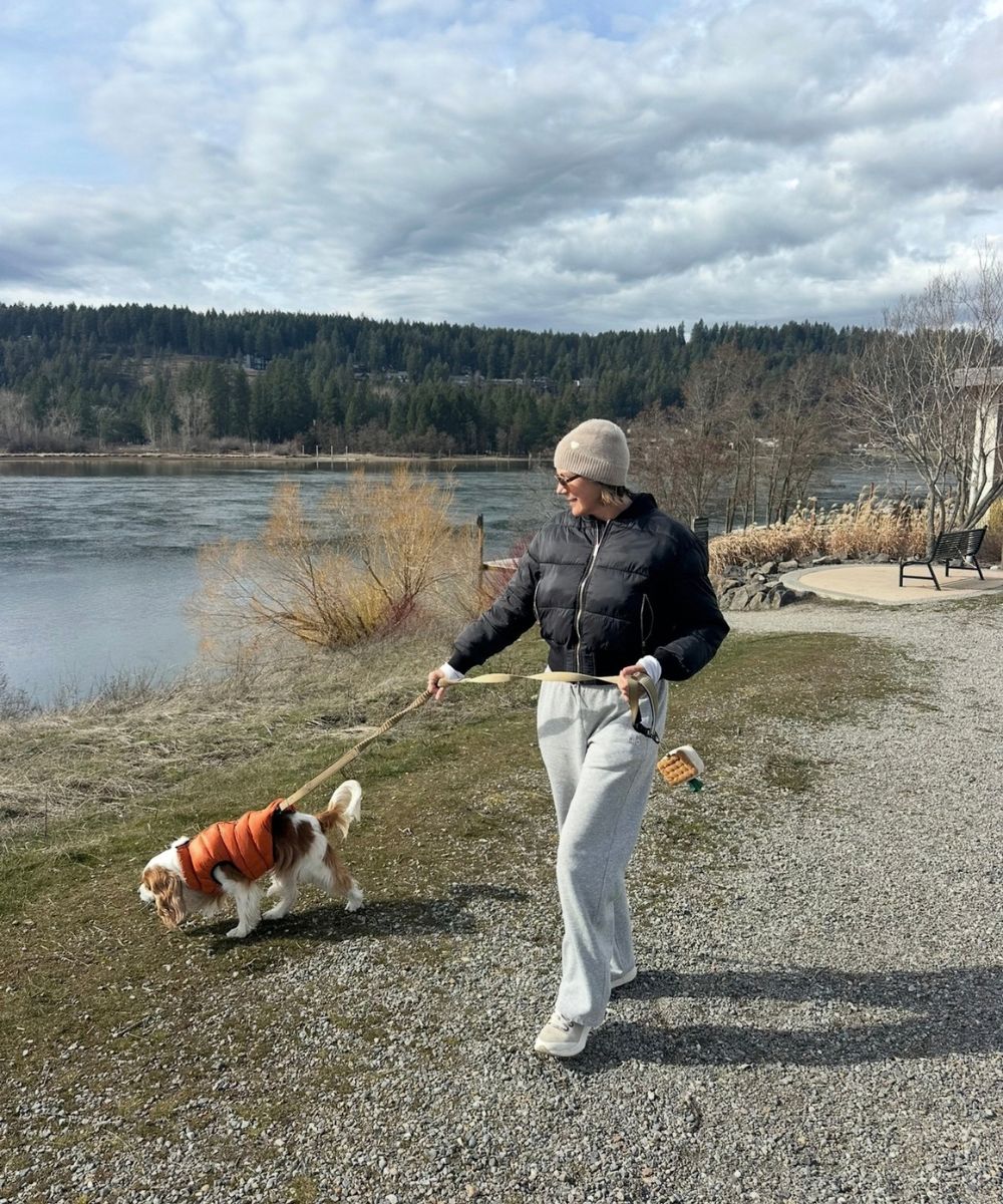 A slow morning walking with the dog